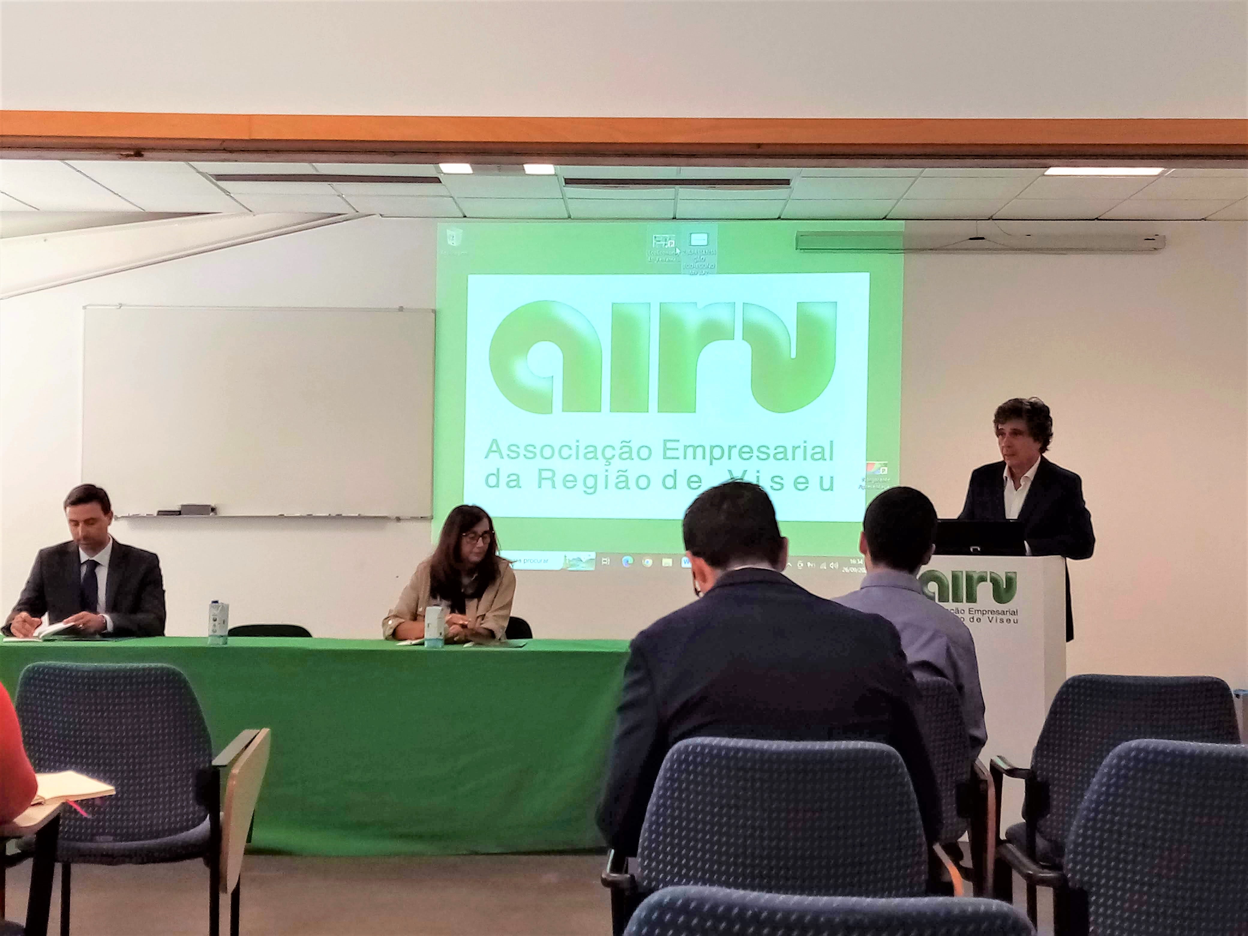 Roadshow da Competitividade <br> Sessão em Viseu anima empresários da Região Roadshow da Competitividade <br> Sessão em Viseu anima empresários da Região